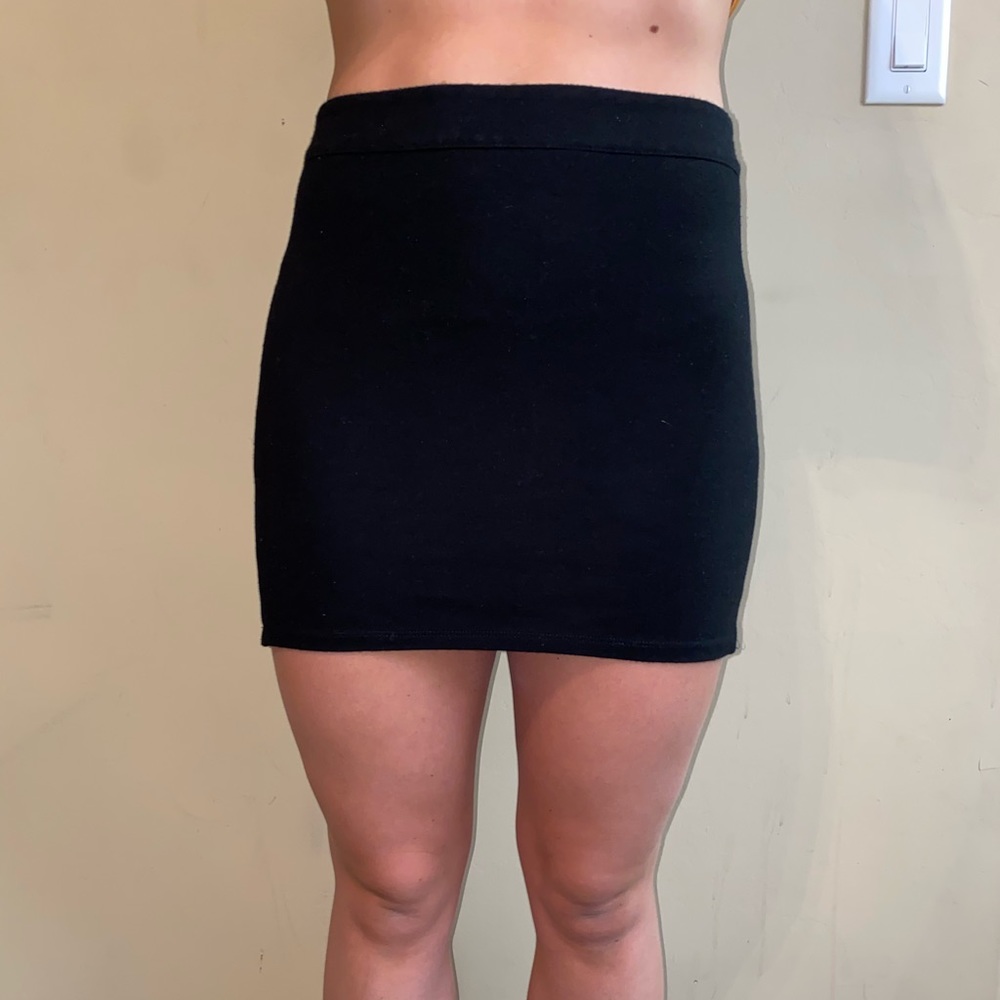 FOREVER 21 skirt - black